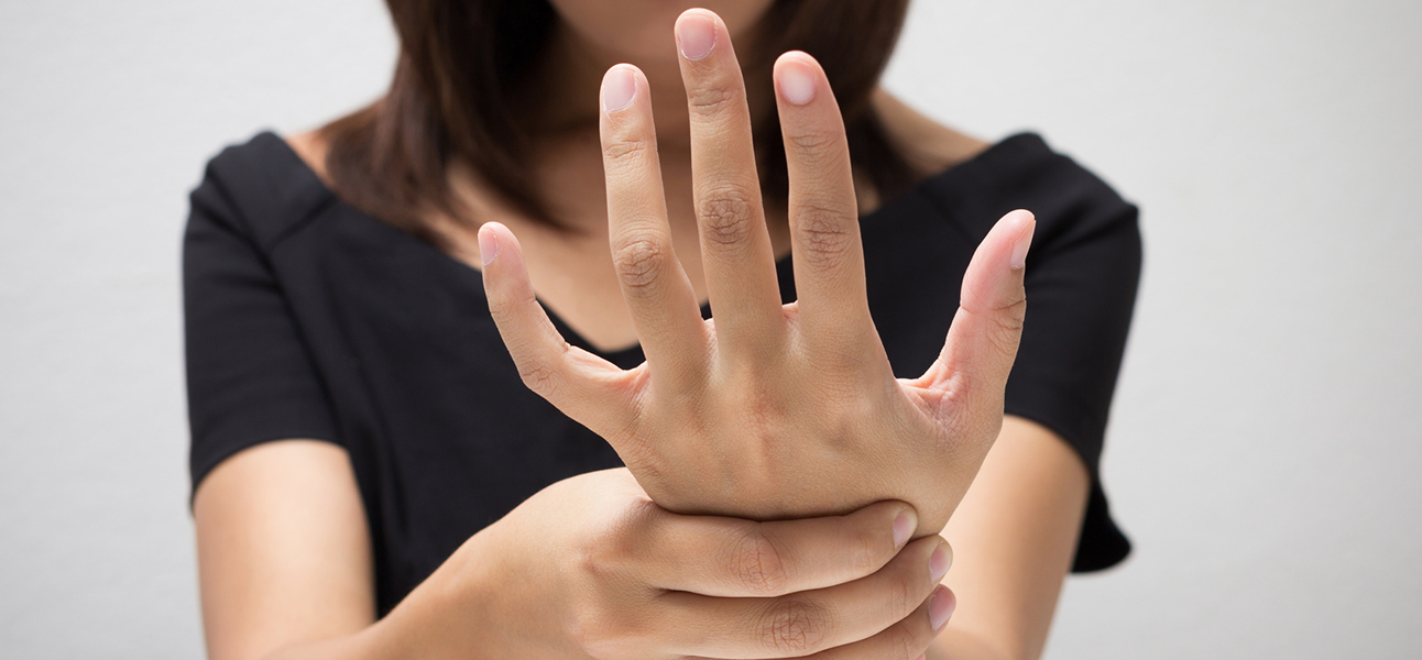 手足の痛み・しびれがあらわれる原因とは？